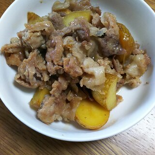 揚げじゃがと豚肉の甘辛炒め